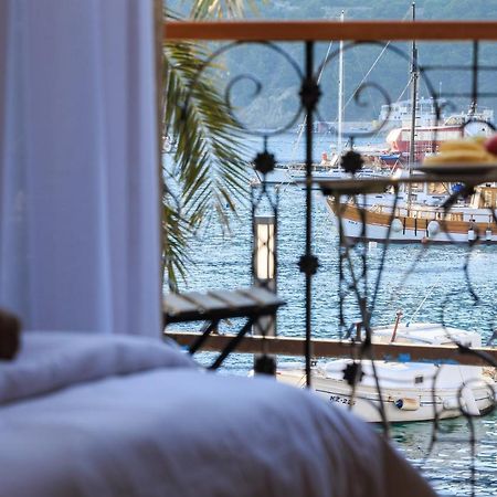 Seafront Rooms Koluna Komiža Екстериор снимка