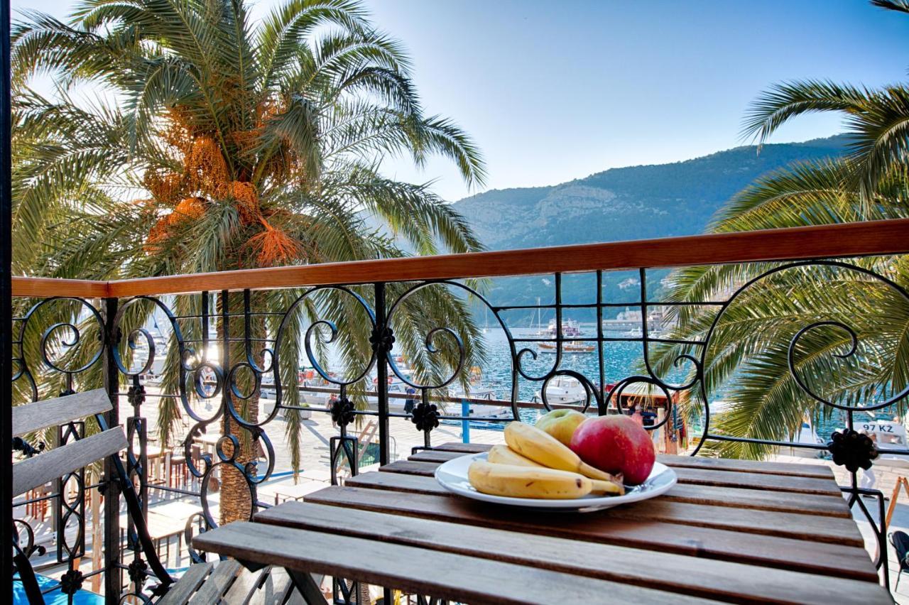 Seafront Rooms Koluna Komiža Екстериор снимка